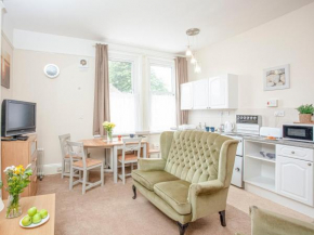 Apartment Eight - Uk39848